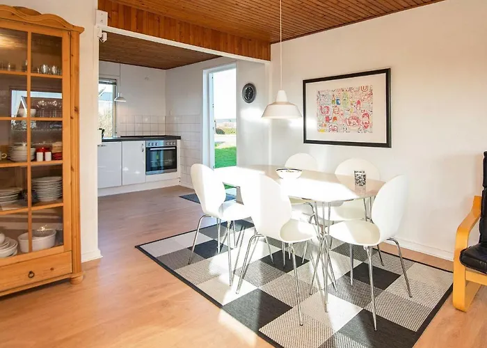 4 Person In Hejls-by Traum * Hejls